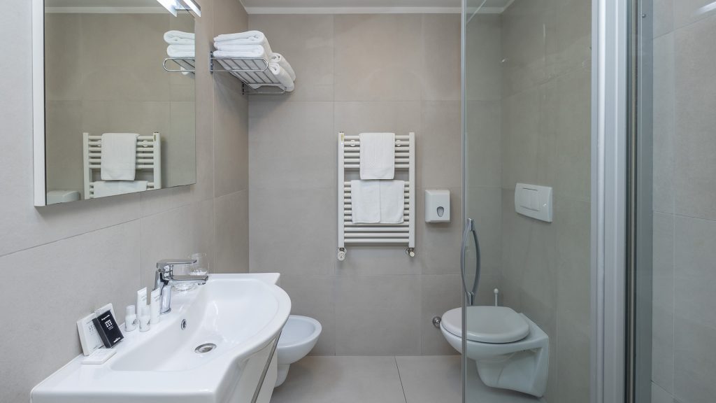 omniahotel-camera-tripla-new-2