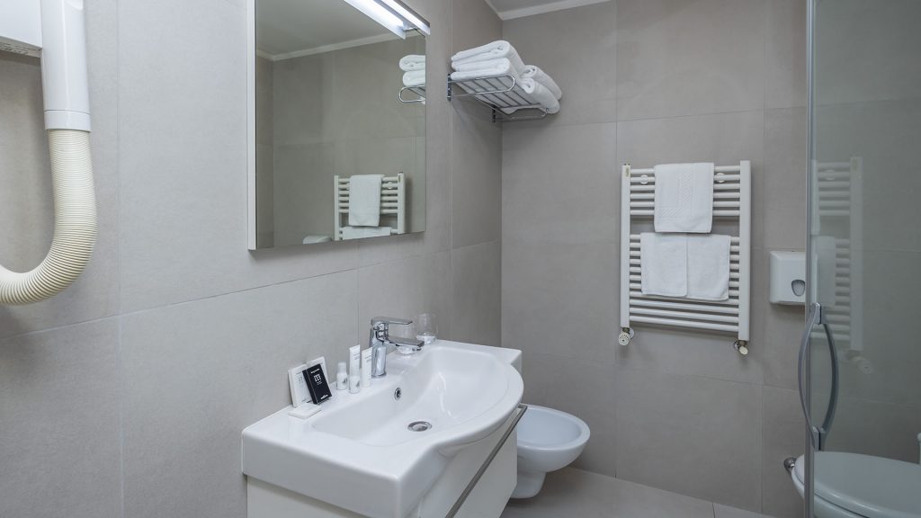 omniahotel-camera-tripla-new-3